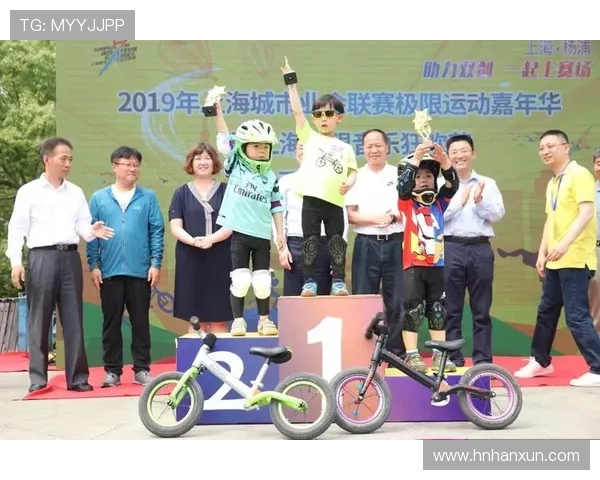 深圳极限运动队在全国街舞大赛中以50分稳居积分榜首位