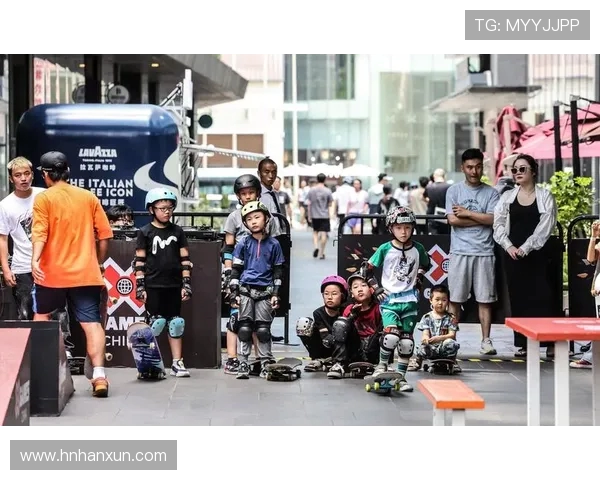 深圳滑板队在极限运动会中的速度表现评析与精彩瞬间回顾 深圳滑板队在极限运动会中的速度表现评析与精彩瞬间回顾