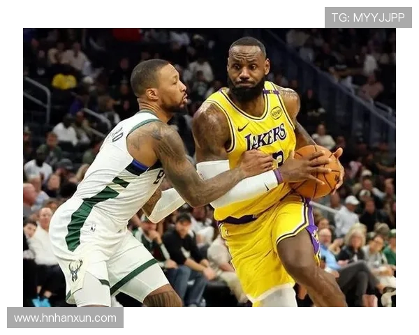 2013年湖人对阵雄鹿的精彩对决回顾与分析 2013年湖人对阵雄鹿的精彩对决回顾与分析