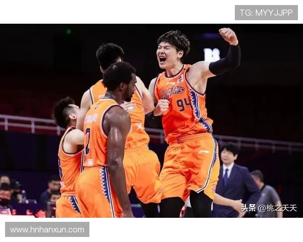 2018年CBA上海队与辽宁队激战回顾精彩瞬间与战术分析