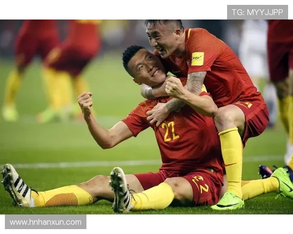 克罗日与罗马的激烈对决揭示足球战术与团队精神的较量 克罗日与罗马的激烈对决揭示足球战术与团队精神的较量