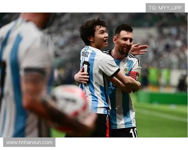 拉齐奥与帕尔马激战正酣比分揭晓引发球迷热议