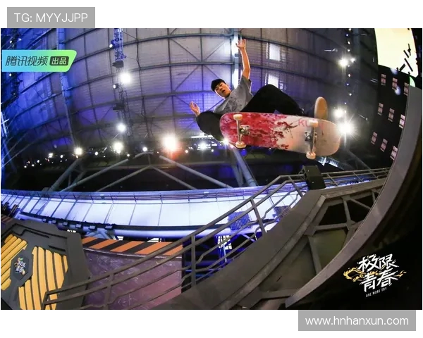 重庆滑板队在极限运动会中以90分稳居积分榜首位